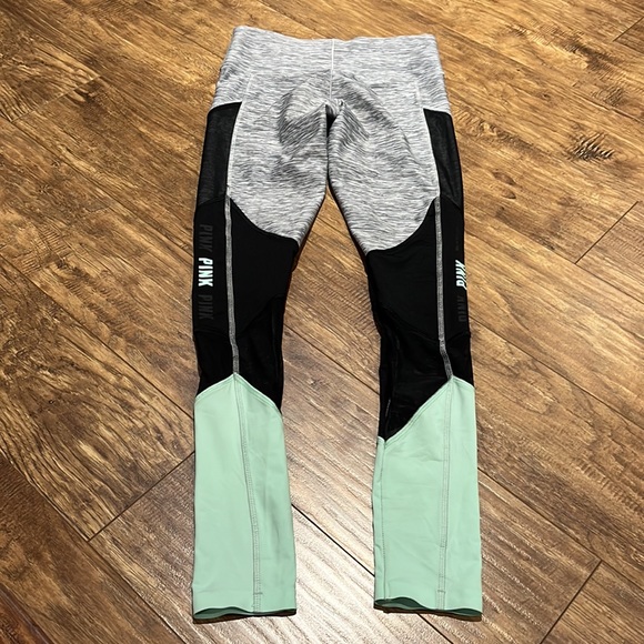 Victoria’s Secret Ultimate high waist bonded Pink leggings - Picture 8 of 12